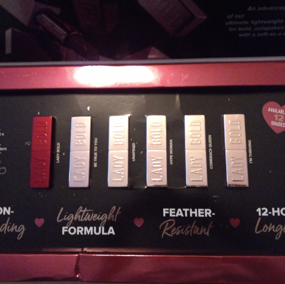 Too Faced Lady Bold Lipstick PR Set - Picture 2 of 5